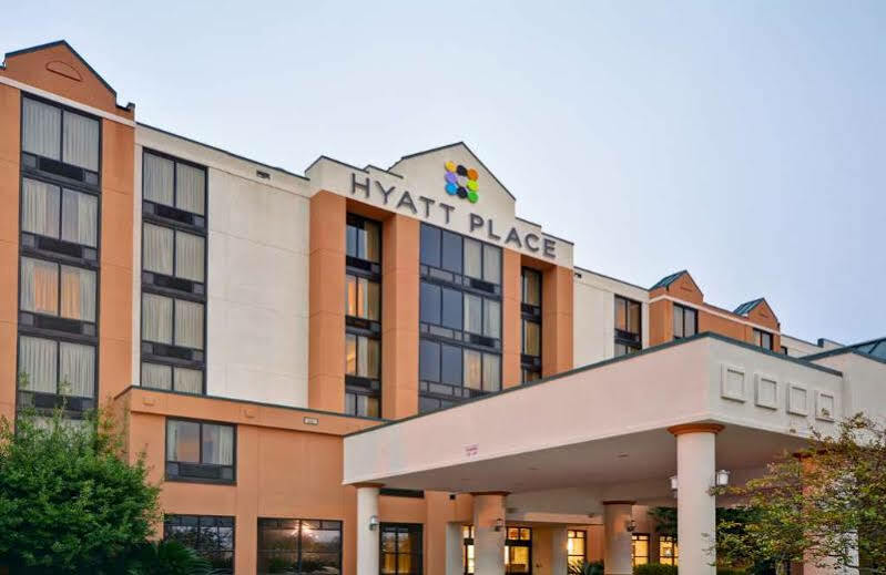 Hyatt Place Topeka Bagian luar foto